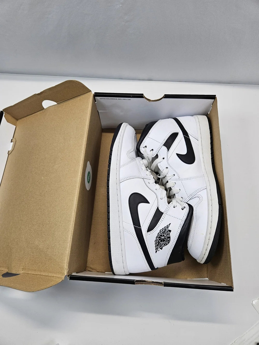 Nike Air Jordan 1 Mid White Black Reverse Panda Stormtrooper 10.5 DQ8426-132 OG